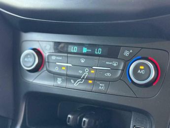 Ford Focus 2.0 TDCi Titanium Powershift Euro 6 (s/s) 5dr