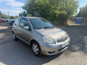 Toyota Yaris 1.0 VVT-i Colour Collection 3dr