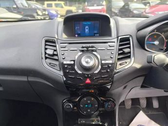 Ford Fiesta TITANIUM ECONETIC TDCI
