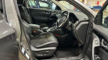 Nissan Qashqai 1.2 DIG-T Tekna SUV 5dr Petrol XTRON 2WD Euro 6 (s/s) (115 ps)