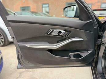 SEAT Leon 1.4 eHybrid 12.8kWh FR Sport DSG Euro 6 (s/s) 5dr