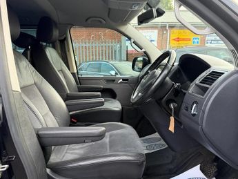 Volkswagen Caravelle 2.0 BiTDI BlueMotion Tech Executive MPV 5dr Diesel DSG Euro 5 (s