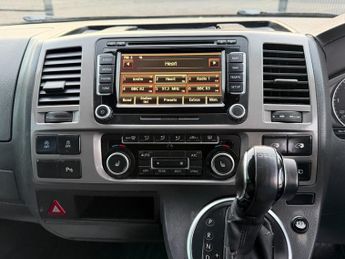 Volkswagen Caravelle 2.0 BiTDI BlueMotion Tech Executive MPV 5dr Diesel DSG Euro 5 (s