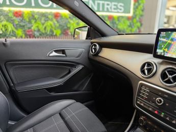 Mercedes GLA GLA 2.0 GLA250 Sport (Premium) 7G-DCT 4MATIC Euro 6 (s/s) 5dr [S