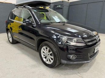 Volkswagen Tiguan 2.0 TDI BlueMotion Tech SE DSG 4WD Euro 5 (s/s) 5dr