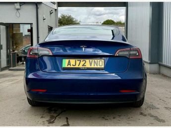 Tesla Model 3 MODEL 3