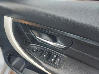 BMW 3 SERIES 325d SE