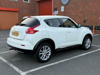 Nissan Juke 1.6 Acenta CVT Euro 5 5dr