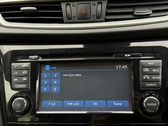 Nissan Qashqai 1.6 dCi N-Connecta XTRON 2WD Euro 6 (s/s) 5dr