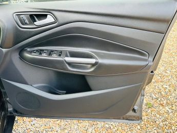Ford Kuga 2.0 TDCi Titanium X Sport SUV 5dr Diesel Powershift AWD Euro 6 (