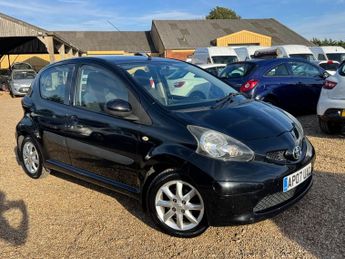 Toyota AYGO VVT-I BLACK M/M