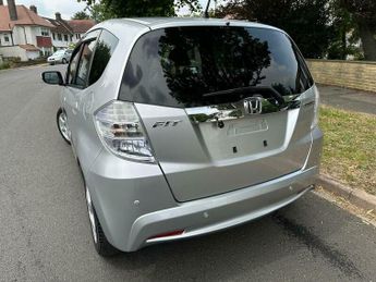 Honda Jazz 1.3h IMA HE Hatchback 5dr Petrol Hybrid CVT Euro 5 (102 ps)