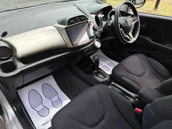 Honda Jazz 1.3h IMA HE Hatchback 5dr Petrol Hybrid CVT Euro 5 (102 ps)