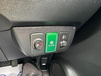 Honda Jazz 1.3h IMA HE Hatchback 5dr Petrol Hybrid CVT Euro 5 (102 ps)
