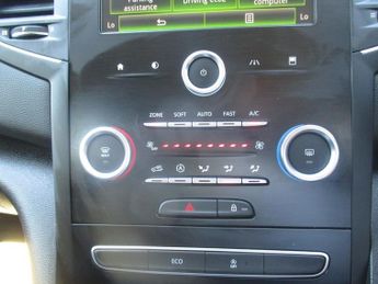 Renault Megane DYNAMIQUE NAV DCI