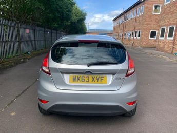 Ford Fiesta 1.25 Zetec Hatchback 5dr Petrol Manual Euro 5 (82 ps)