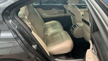 BMW 7 SERIES 730d M SPORT