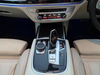 BMW 7 SERIES 730d M SPORT