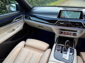 BMW 7 SERIES 730d M SPORT