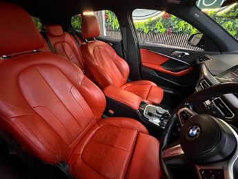 BMW 1 SERIES 118i M SPORT [3X BMW SERVICES, SAT NAV, LEATHER & HEATED SEATS]