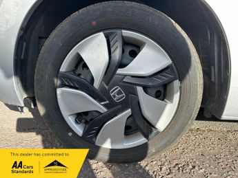 Honda Jazz FIT 1.5 HYBRID JAZZ AUTOMATIC 5-DR