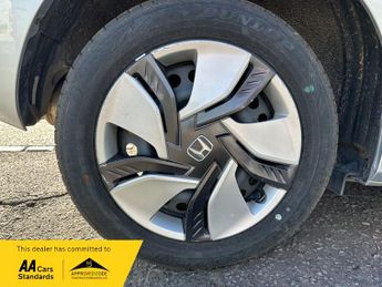 Honda Jazz FIT 1.5 HYBRID JAZZ AUTOMATIC 5-DR