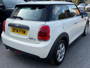 MINI Mini 1.5 One D Euro 6 3dr 94BHP