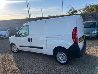 Vauxhall Combo 2300 L2H1 CDTI S/S TECSHIFT