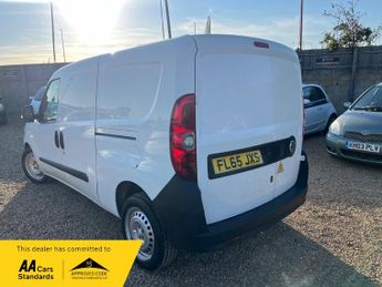 Vauxhall Combo 2300 L2H1 CDTI S/S TECSHIFT