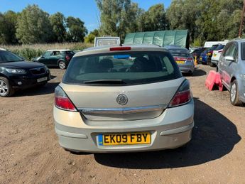 Vauxhall Astra DESIGN 16V E4