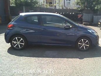 Peugeot 208 ACTIVE DESIGN MENTHOL