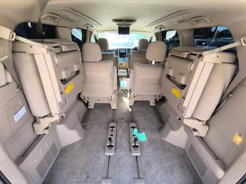 Toyota Alphard 2.4 Petrol 7 Seats 5dr