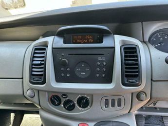 Vauxhall Vivaro DTI 2900 LWB P/V