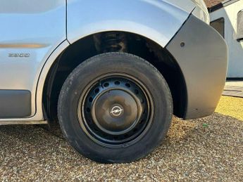 Vauxhall Vivaro DTI 2900 LWB P/V