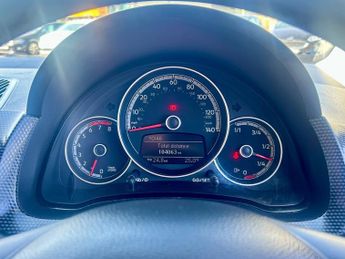 Volkswagen Up MOVE UP TECH EDITION BLUETOOTH + A/C + REAR P/SENS