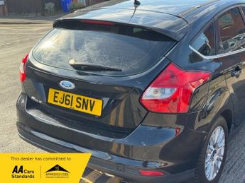 Ford Focus 1.6 Titanium Powershift Euro 5 5dr