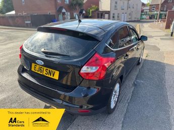 Ford Focus 1.6 Titanium Powershift Euro 5 5dr