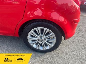 Vauxhall Corsa 1.4 16V SE Hatchback 5dr Petrol Auto Euro 5 (100 ps)