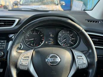 Nissan Qashqai 1.2 DIG-T N-Connecta XTRON 2WD Euro 6 (s/s) 5dr