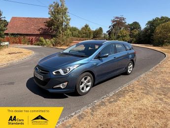Hyundai I40 CRDI ACTIVE BLUE DRIVE Excellent history top value Estate