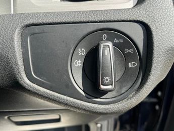 Volkswagen Golf 1.2 TSi Bluemotion Technology SE DSG 5DR