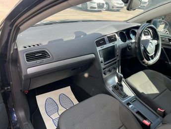 Volkswagen Golf 1.2 TSi Bluemotion Technology SE DSG 5DR