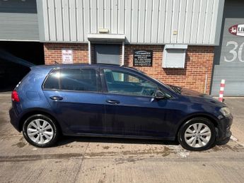 Volkswagen Golf 1.2 TSi Bluemotion Technology SE DSG 5DR