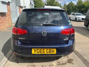 Volkswagen Golf 1.2 TSi Bluemotion Technology SE DSG 5DR