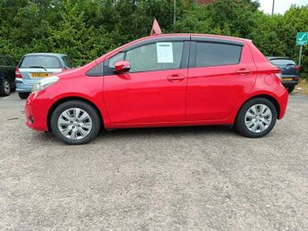 TOYOTA YARIS DYNAMIQUE S NAV TCE