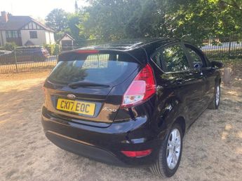 Ford Fiesta 1.25 Zetec Hatchback 5dr Petrol Manual Euro 5 (82 ps)