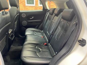 Land Rover Range Rover Evoque 2.2 SD4 Pure SUV 5dr Diesel Auto 4WD Euro 5 (190 ps)
