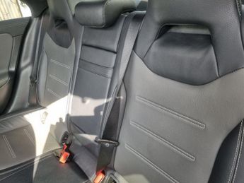 Mercedes CLA CLA 180 AMG LINE PREMIUM PLUS