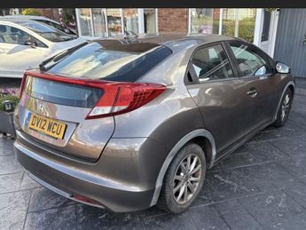Honda Civic 1.8 i-VTEC ES-T Hatchback 5dr Petrol Manual Euro 5 (s/s) (142 ps