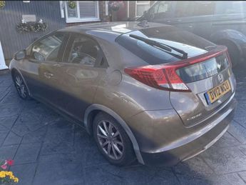 Honda Civic 1.8 i-VTEC ES-T Hatchback 5dr Petrol Manual Euro 5 (s/s) (142 ps
